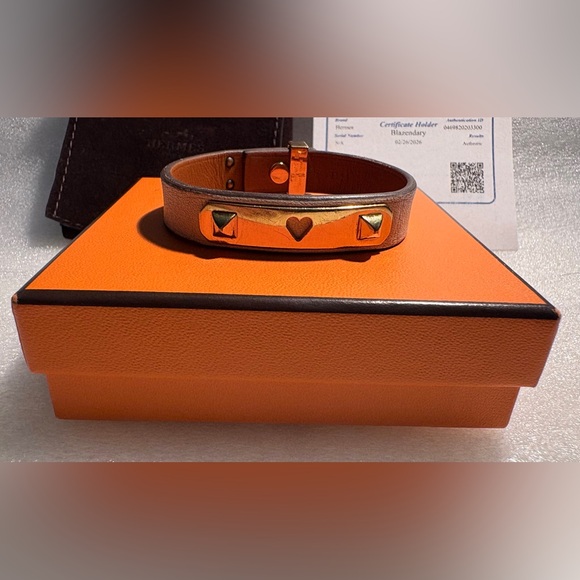 Hermès Médor Heart Stud Bracelet Gold Hardware Collier de Chien COA Box Dusty - Picture 2 of 10